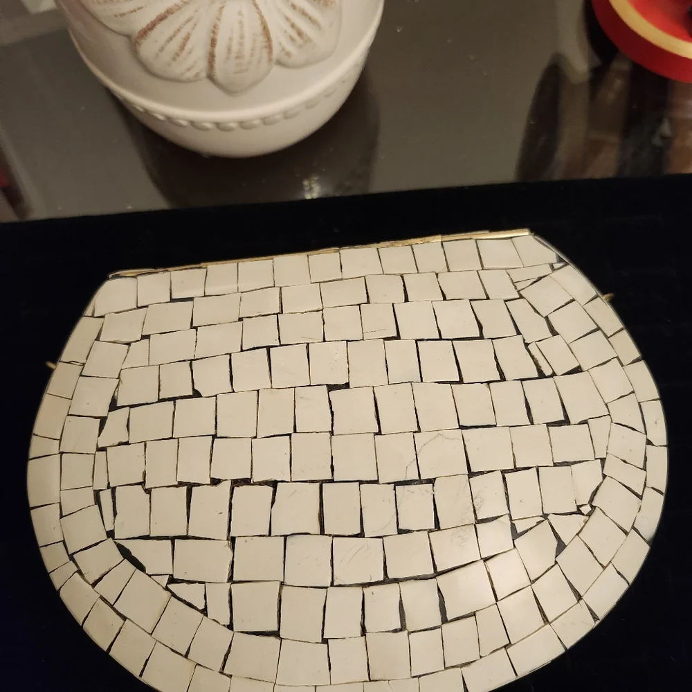 RAMLA  Handmade Mosaic  Bag. - Picture 9 of 10